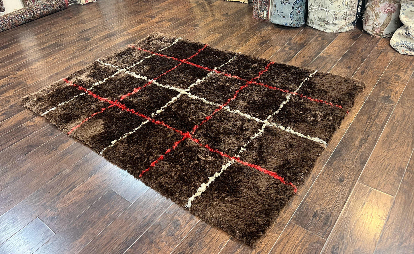 Shag Rug 6x8, Brown, Panel Design - Nuvé