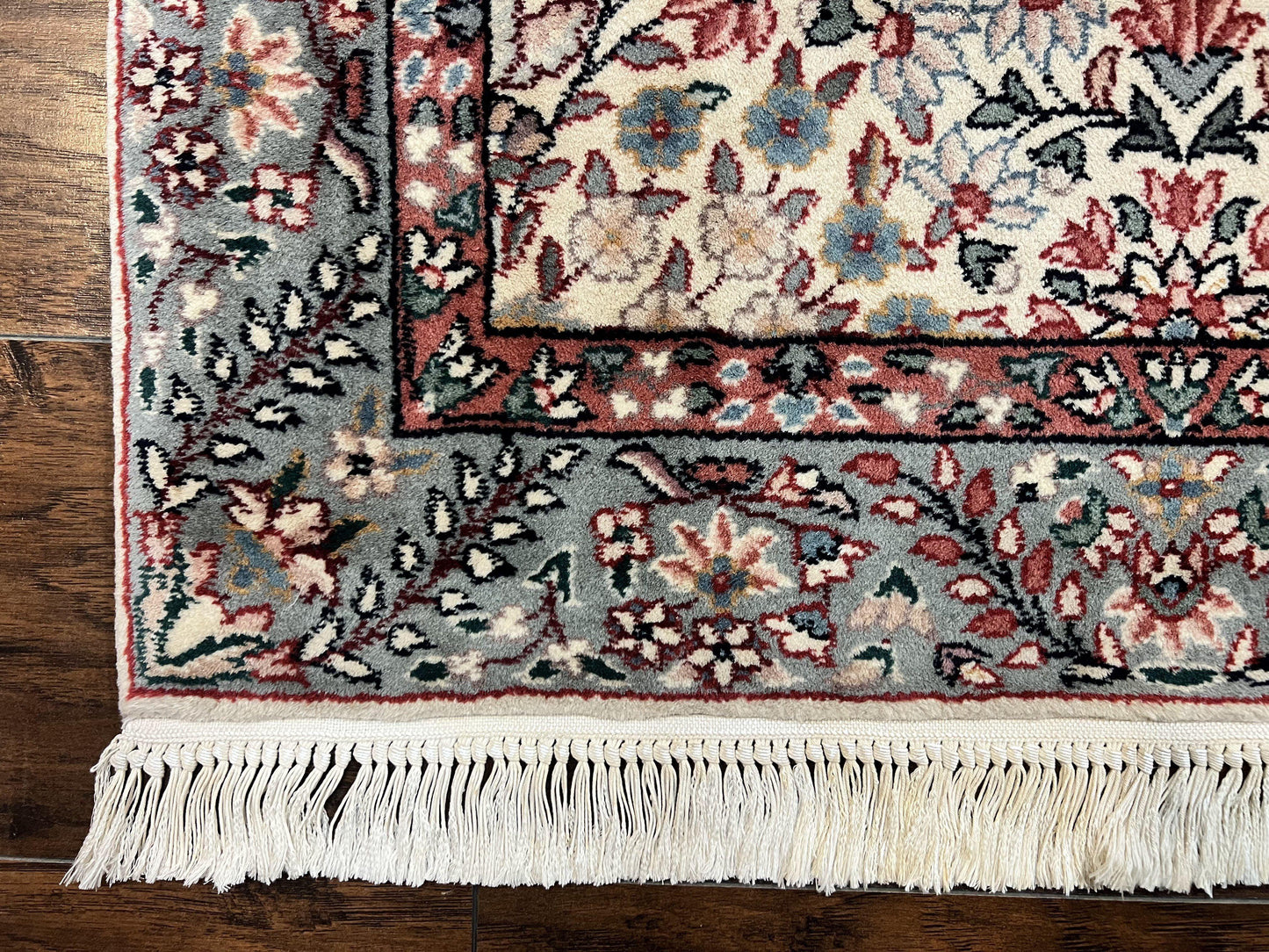 Sino Persian Runner Rug 2.7 x 10, Floral Kirman Lavar Carpet for Hallway, Cream, Handmade Wool Vintage Rug - Nuvé