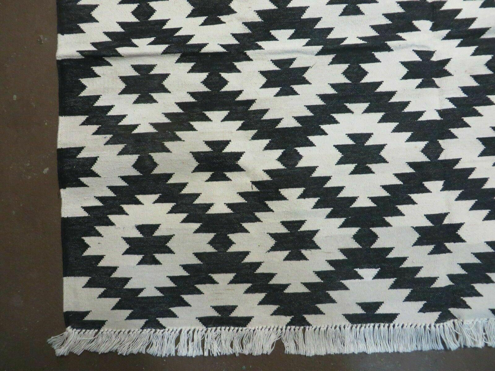4' X 6' Hand Woven Wool Rug Contemporary Kilim Dhurrie Modern Oriental Area Rug - Nuvé