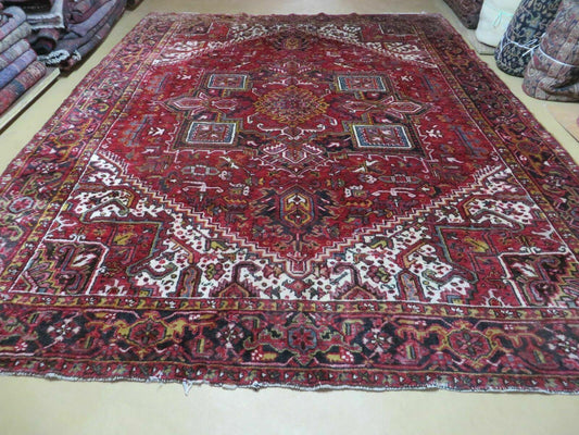 Heriz Rug 9x11, Geometric Persian Carpet Room Sized, Tribal Medallion Rug, Red Ivory Dark Blue Handmade Wool Rug for Living Room Dining Room - Nuvé