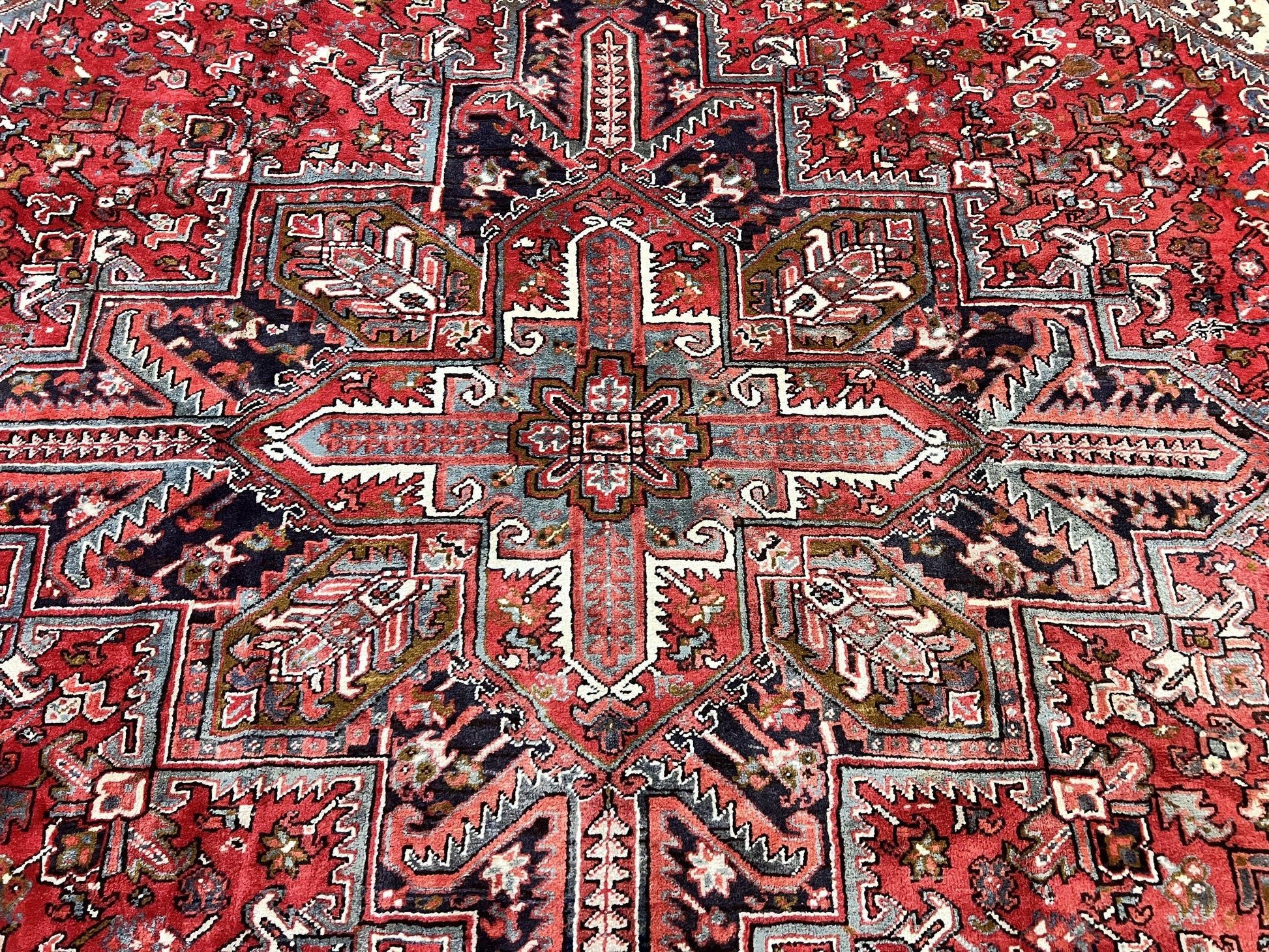Large Persian Heriz Rug 10x13, Wool Hand Knotted Antique Carpet, Red and Ivory, Geometric Tribal Room Sized Rug, Decorative Oriental Rug - Nuvé