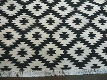 4' X 6' Hand Woven Wool Rug Contemporary Kilim Dhurrie Modern Oriental Area Rug - Nuvé