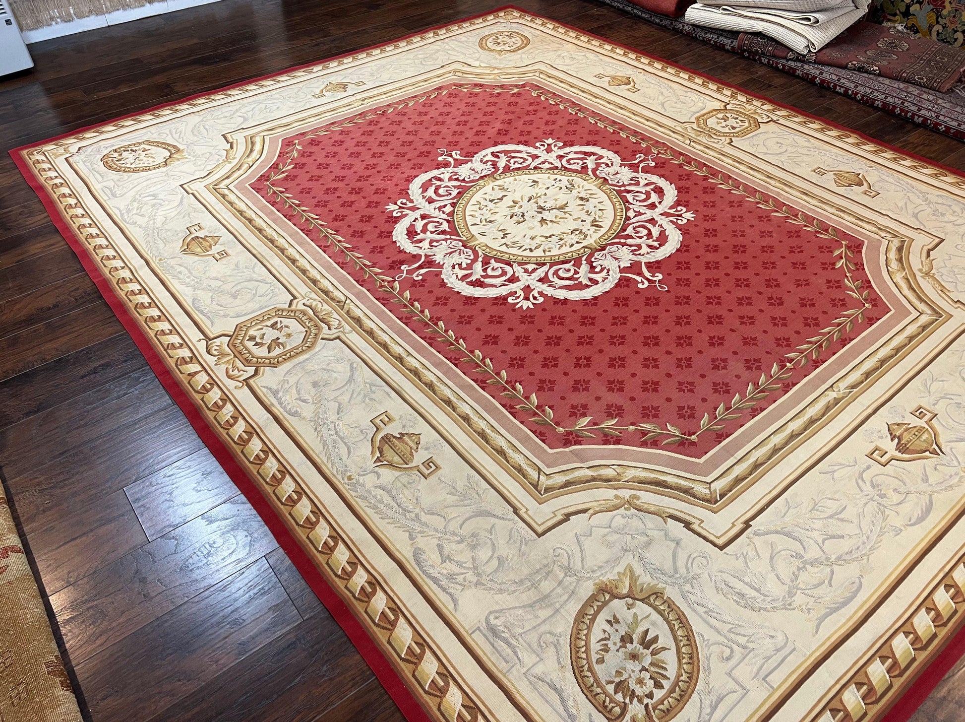 Aubusson Rug 9x12 ft, Red and Ivory Elegant Aubusson Carpet, Flatweave, Vintage Wool Handmade Area Rug 9 x 12, French European Design - Nuvé