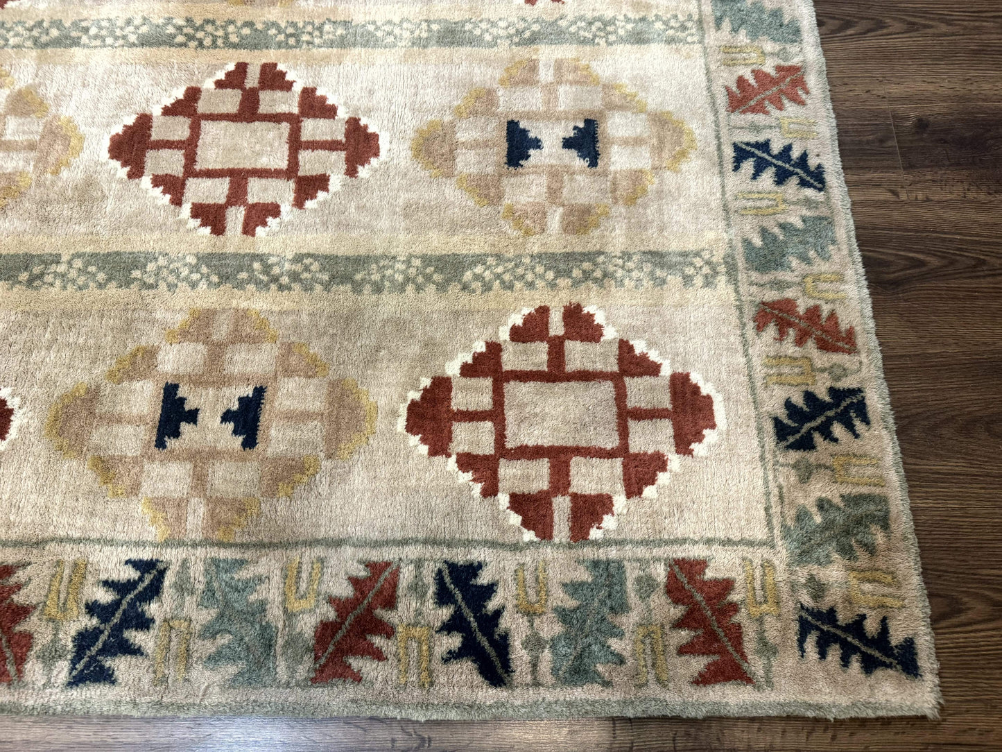 Geometric Design Area Rug 5x8, Beige and Rust Red - Nuvé