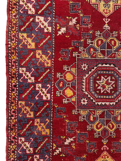 Dezgiri Anatolian Tribal Wool Rug – 5’x8’– Hand-Knotted Red Medallion Rug with Geometric Motifs - Nuvé