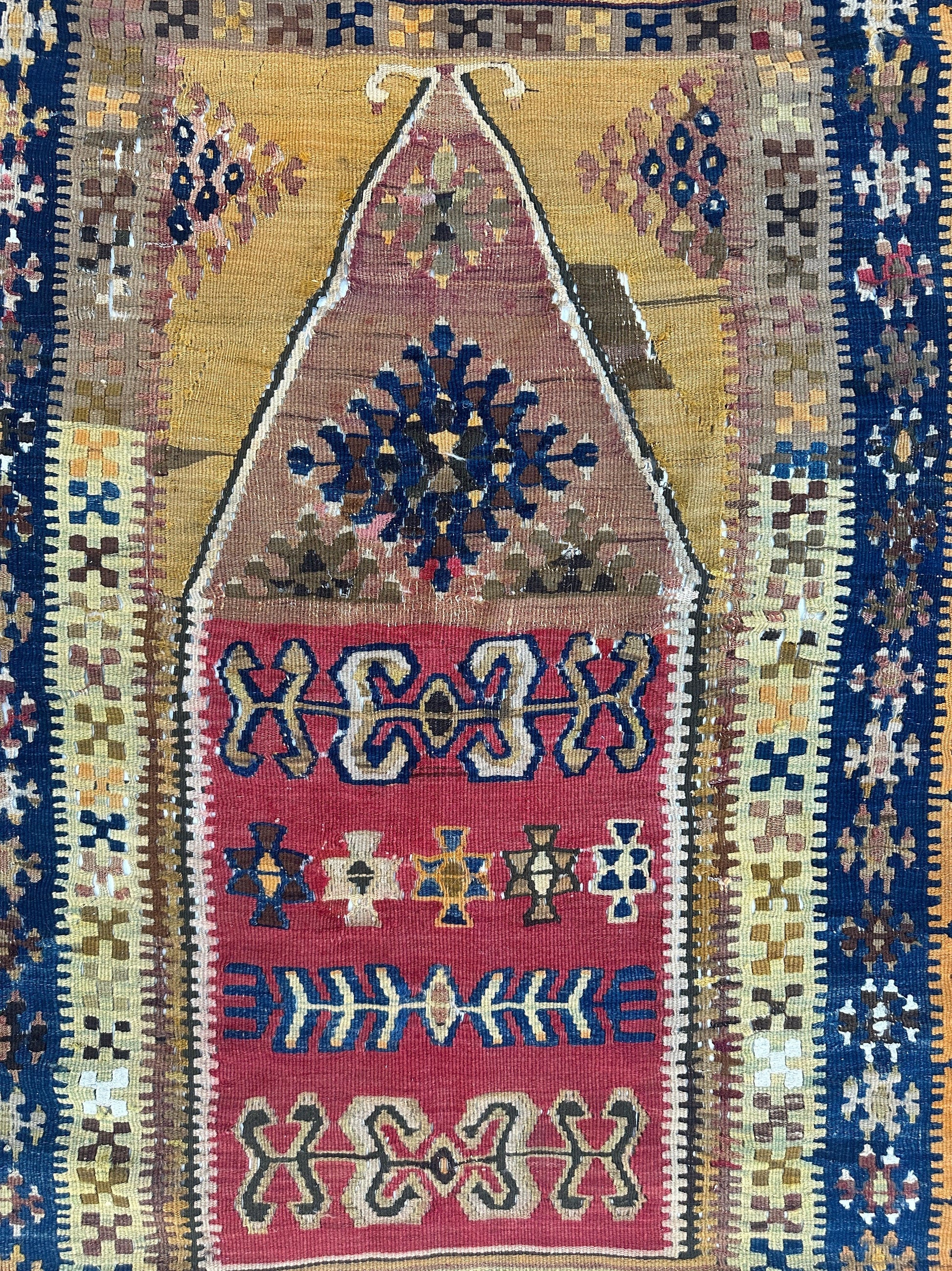 Antique Anatolian Wool Prayer Rug 4’ x 6’6” - Nuvé