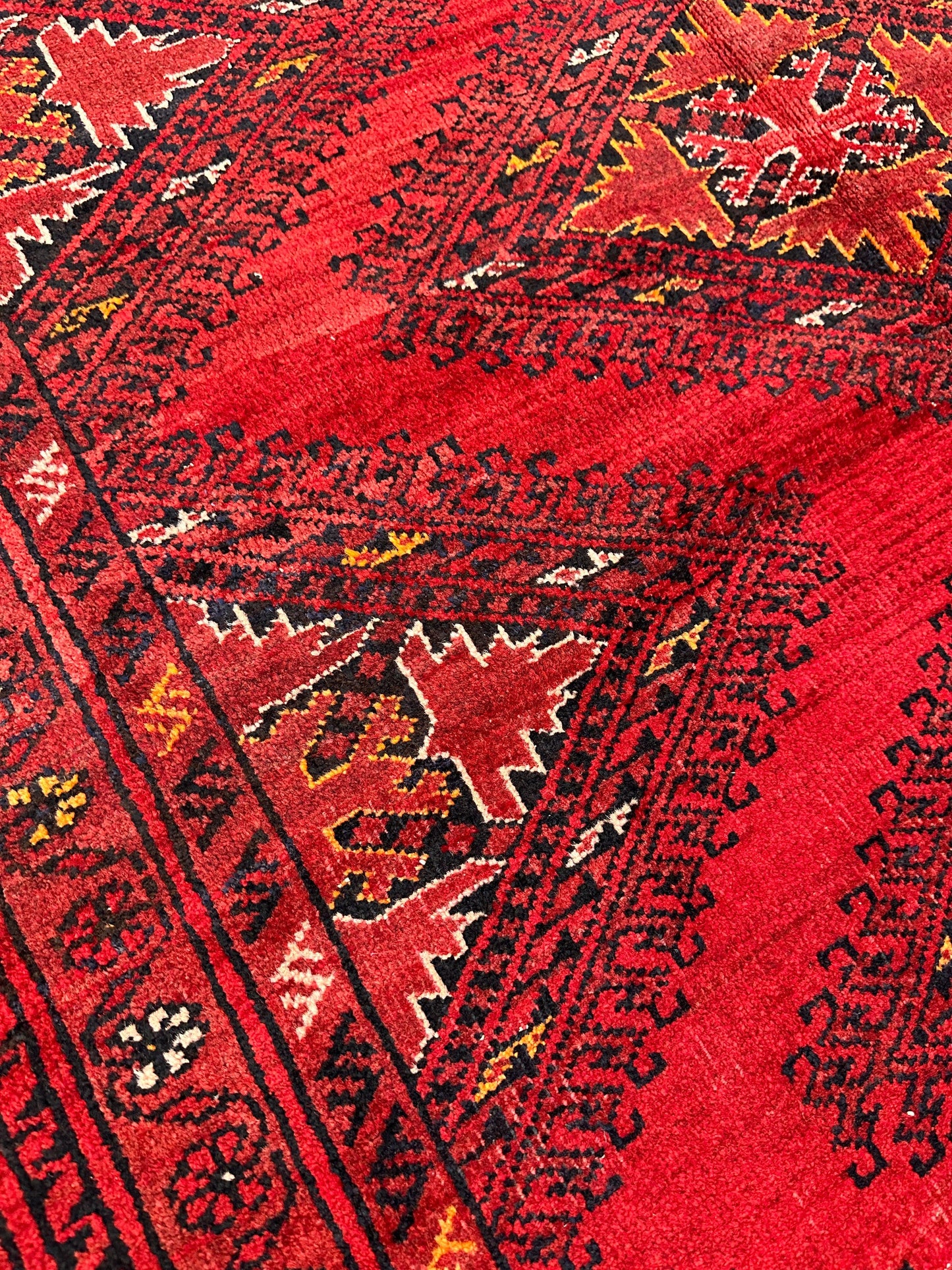 Hand-Knotted Afghan Turkoman Waziri Wool Rug – 6'9" x 9'6" – Vintage Red Elegance - Nuvé