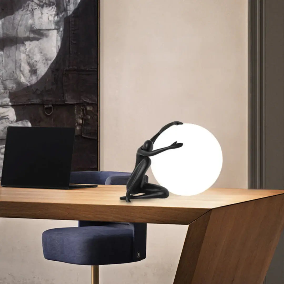 Abstract Character Round Table Lamp - Nuvé