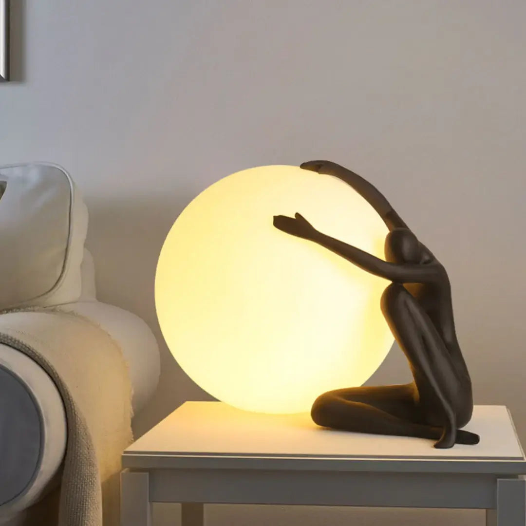Abstract Character Round Table Lamp - Nuvé