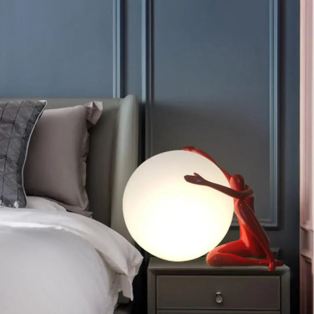 Abstract Character Round Table Lamp - Nuvé