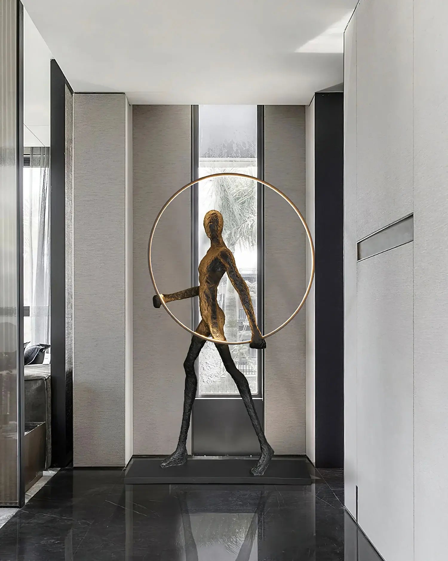 Aeon Sculpture Characters Floor Lamp - Nuvé