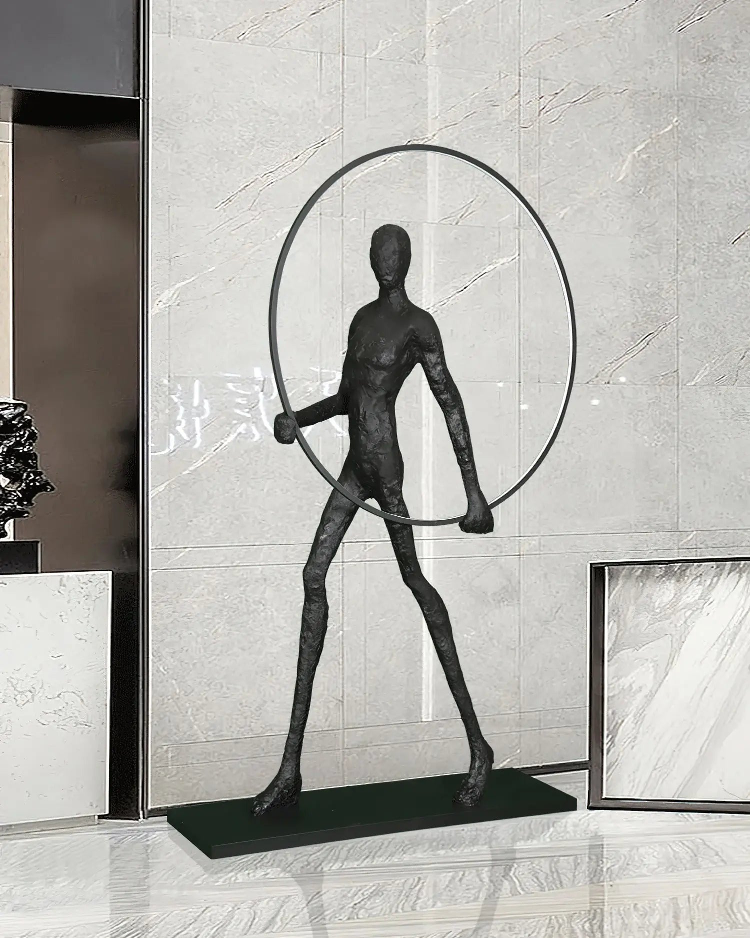 Aeon Sculpture Characters Floor Lamp - Nuvé