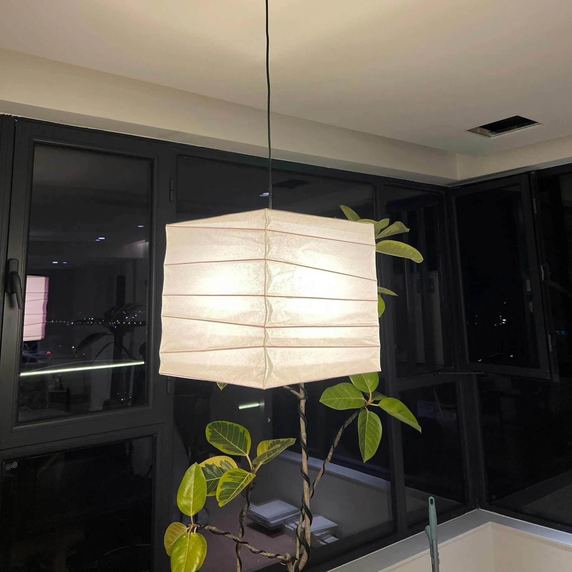 Akari 33X 45X Pendant Light - Nuvé