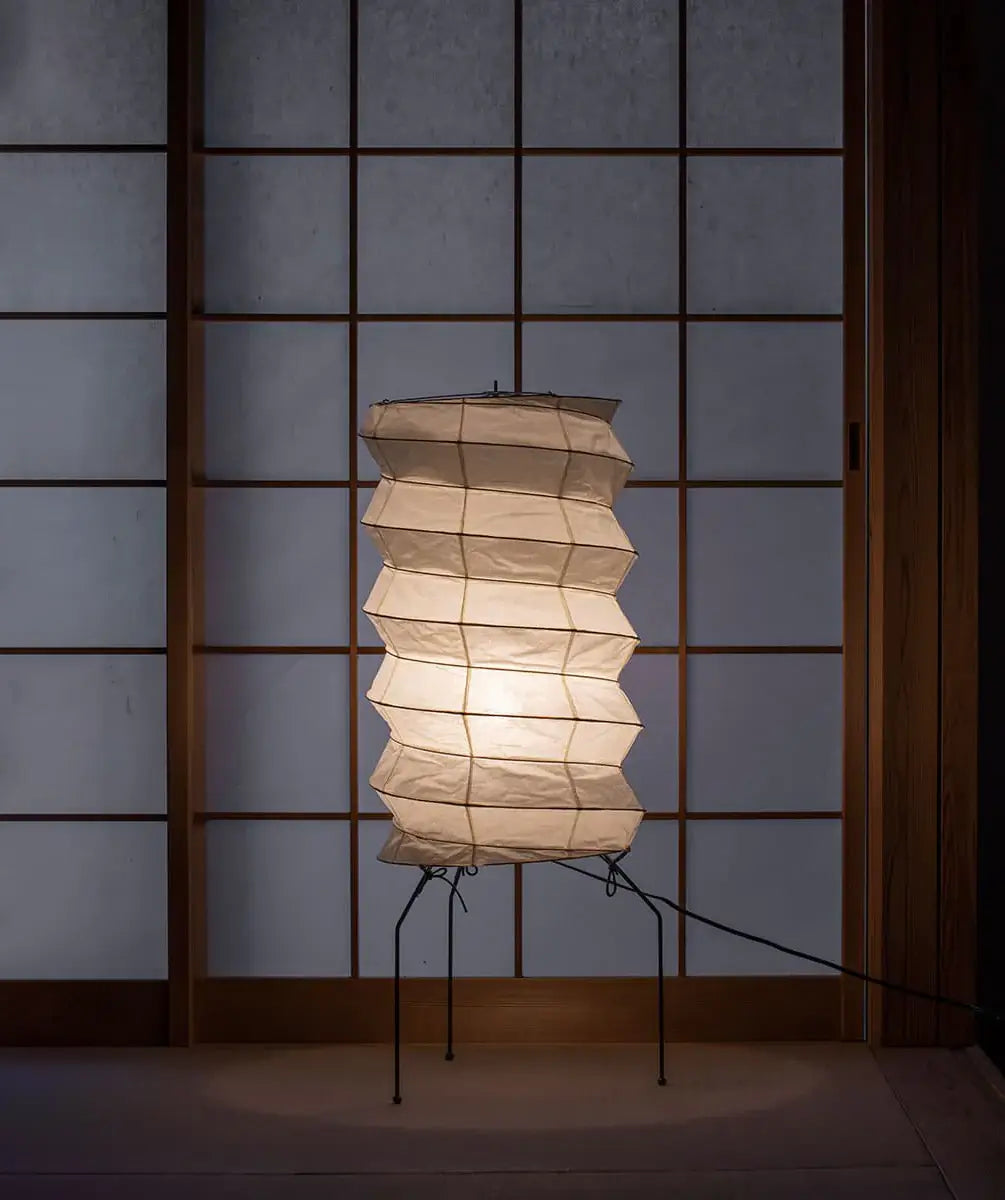 Akari UF2-31N Table Lamp - Nuvé