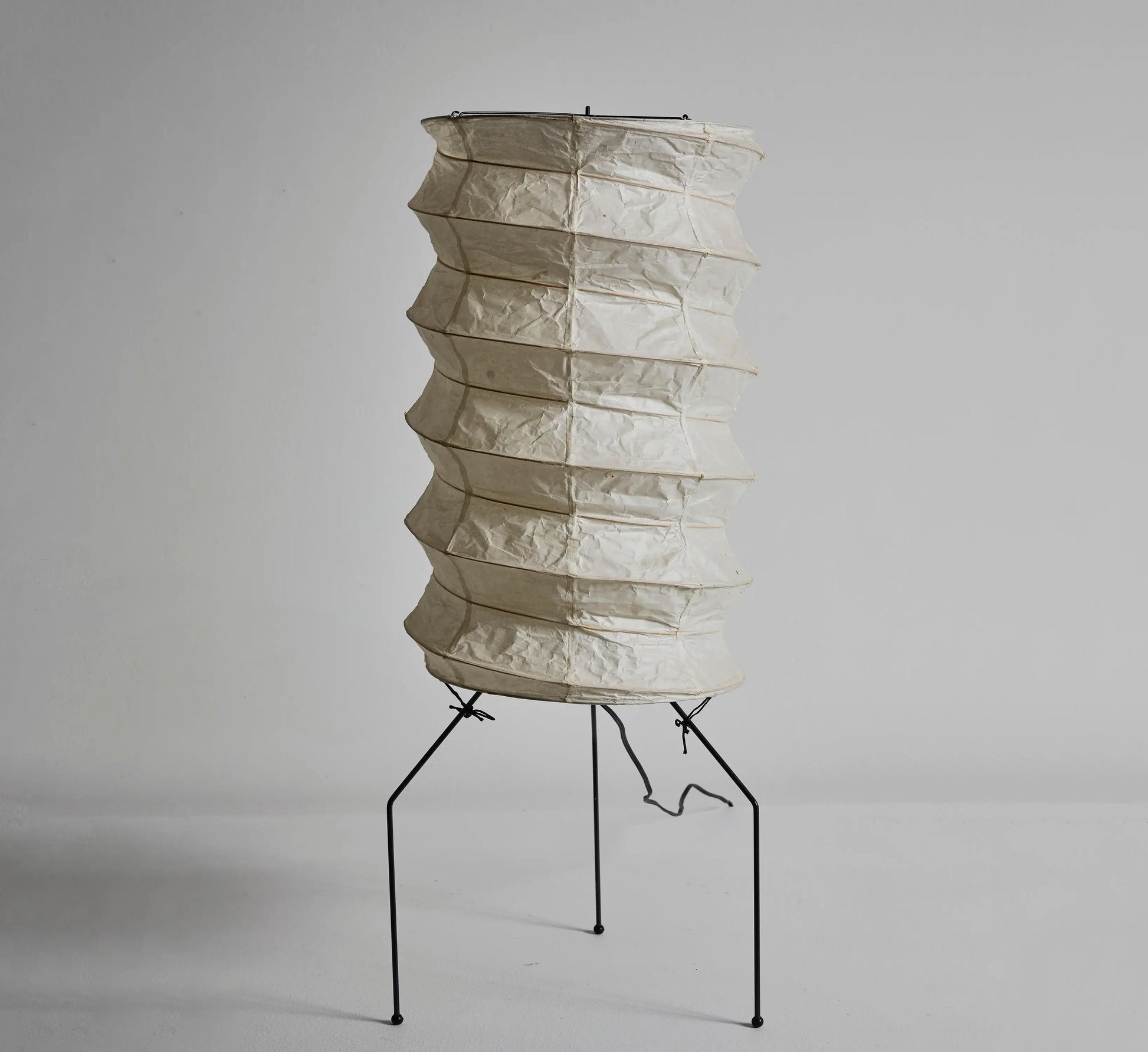 Akari UF2-31N Table Lamp - Nuvé