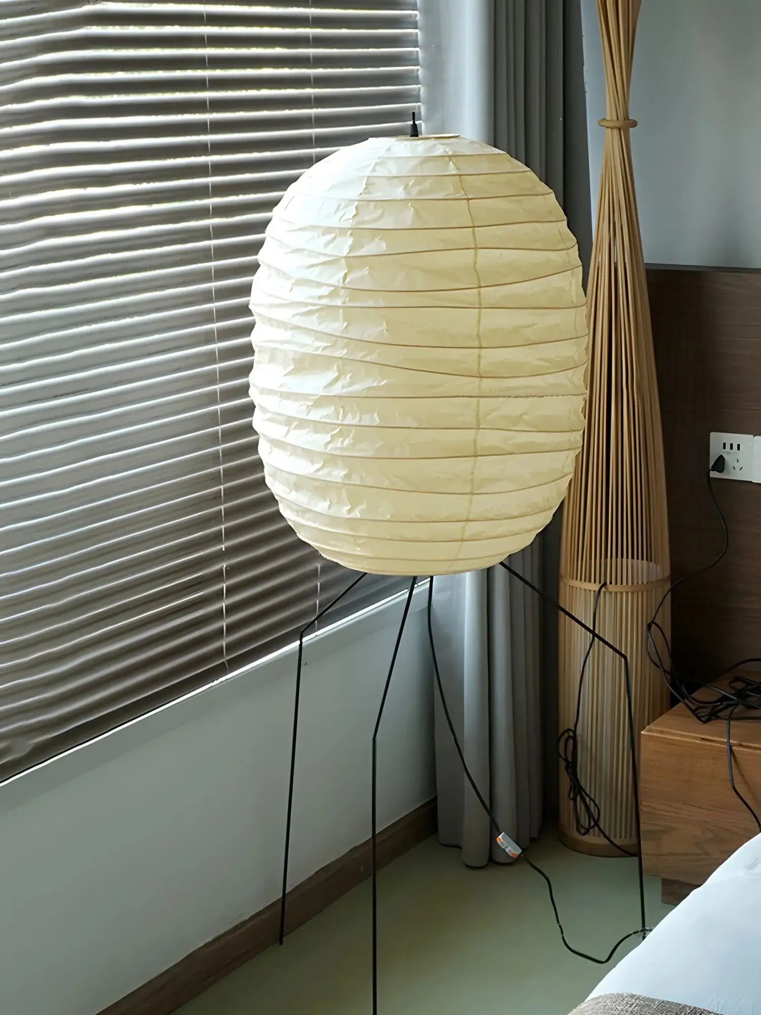 Akari UF3-DL Floor Lamp - Nuvé