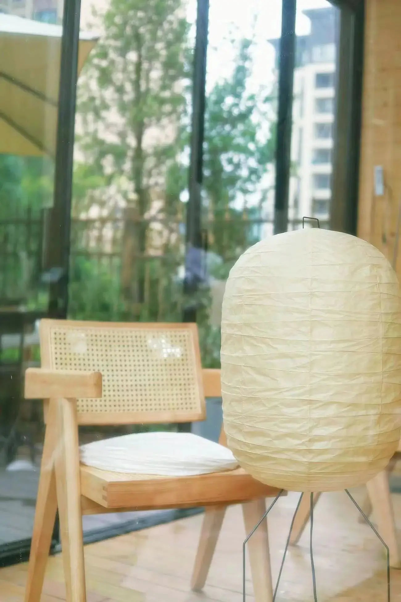Akari UF3-DL Floor Lamp - Nuvé