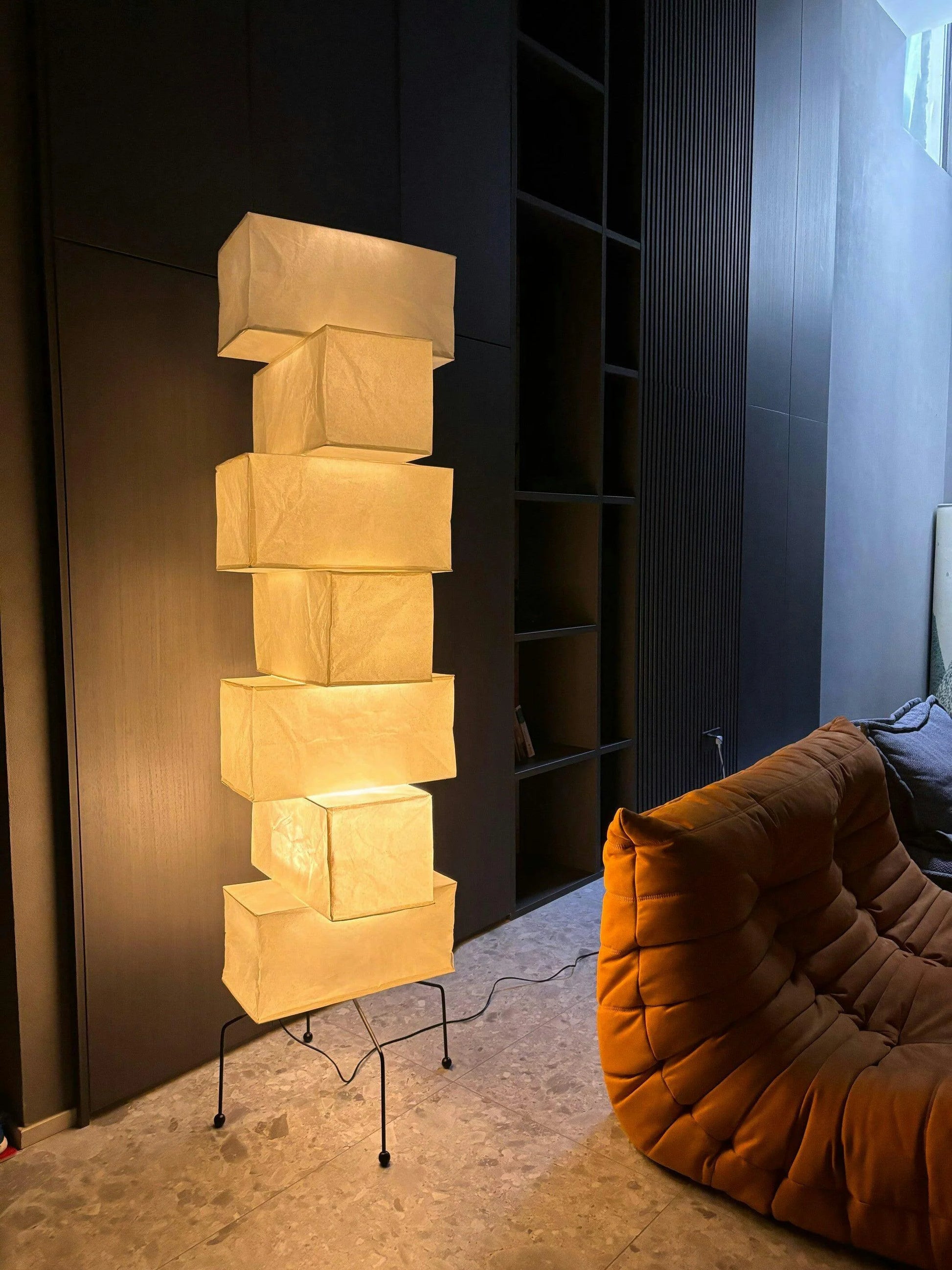 Akari UF4-L10 Floor Lamp - Nuvé