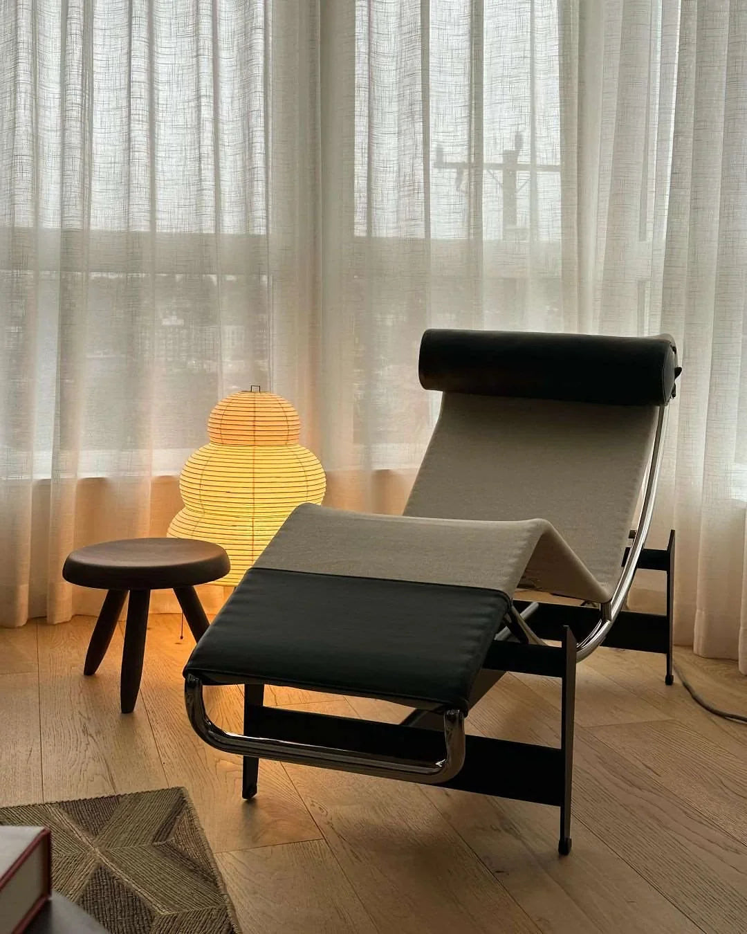 Akari 25N Table Lamp - Nuvé