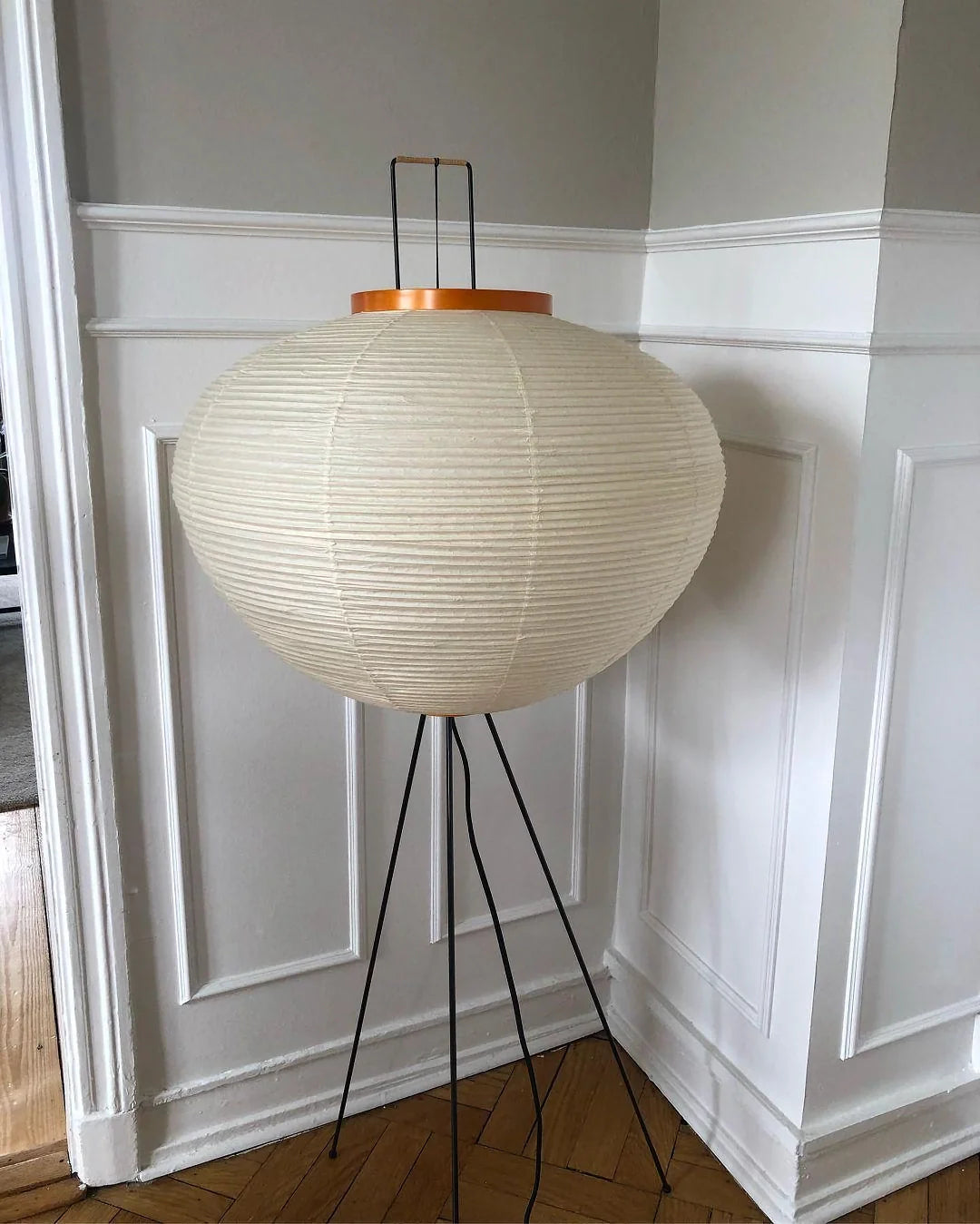 Akari Series Floor Lamp - Nuvé