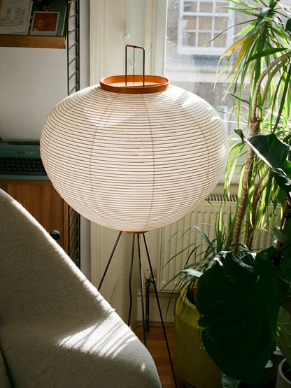 Akari Series Floor Lamp - Nuvé