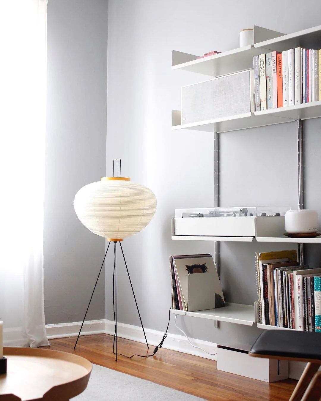 Akari Series Floor Lamp - Nuvé
