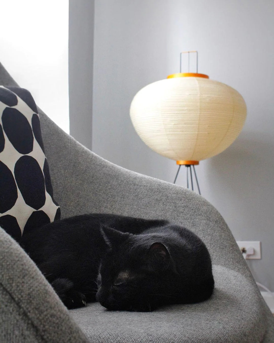 Akari Series Floor Lamp - Nuvé