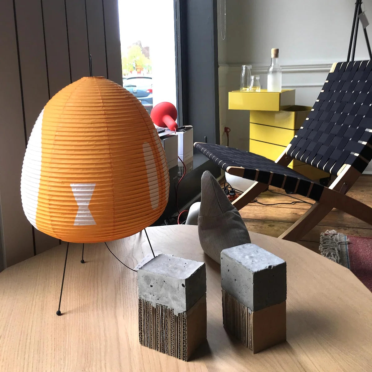 Akari Table Lamp - Nuvé
