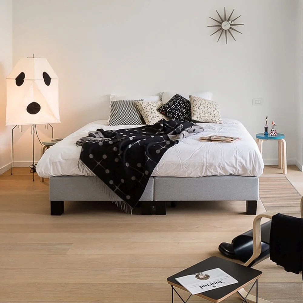 Akari UF3-Q Floor Lamp - Nuvé