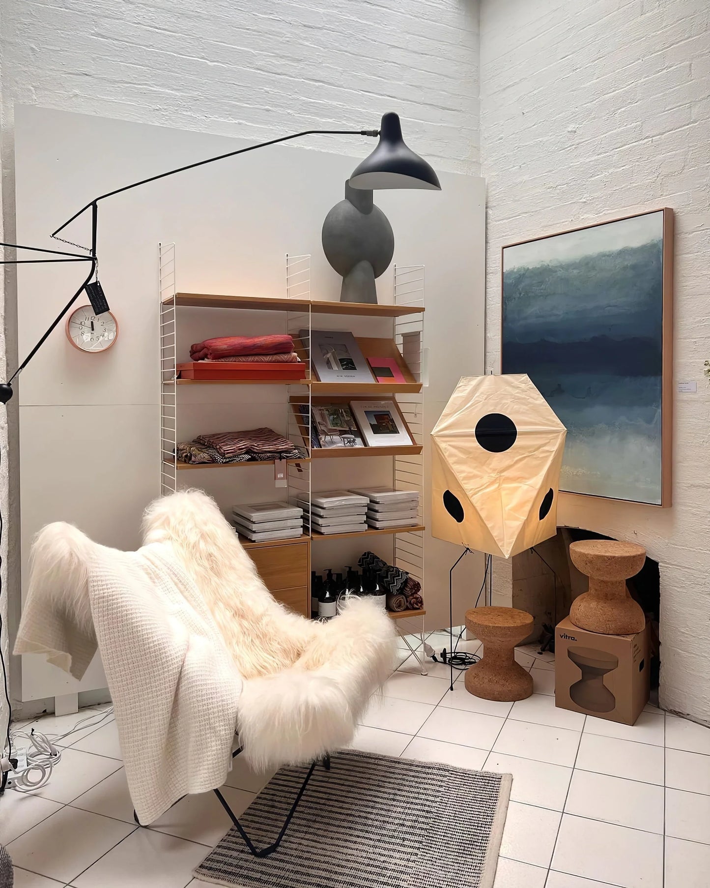 Akari UF3-Q Floor Lamp - Nuvé