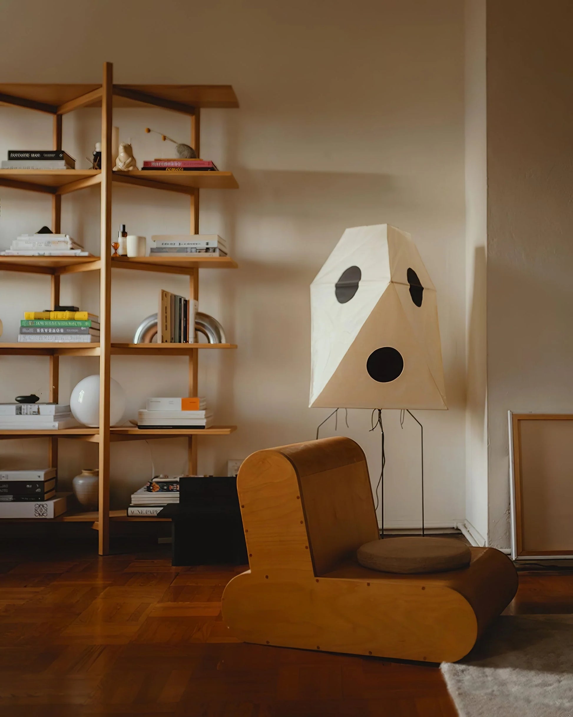 Akari UF3-Q Floor Lamp - Nuvé