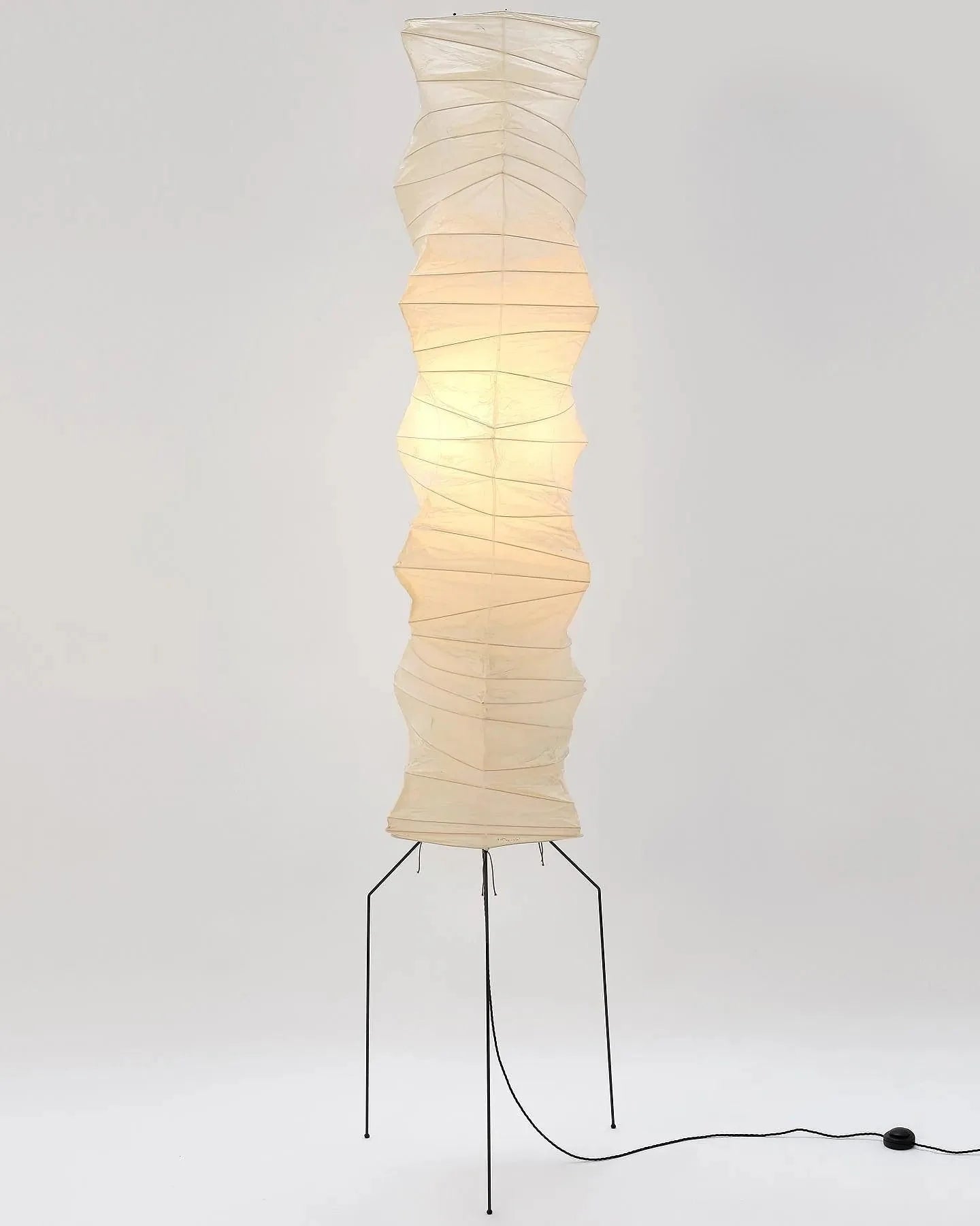 Akari UF4-33N Floor Lamp - Nuvé