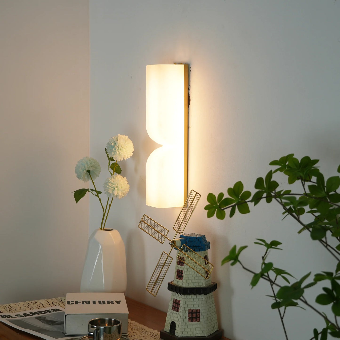 Alabaster Essence Wall Sconce - Nuvé