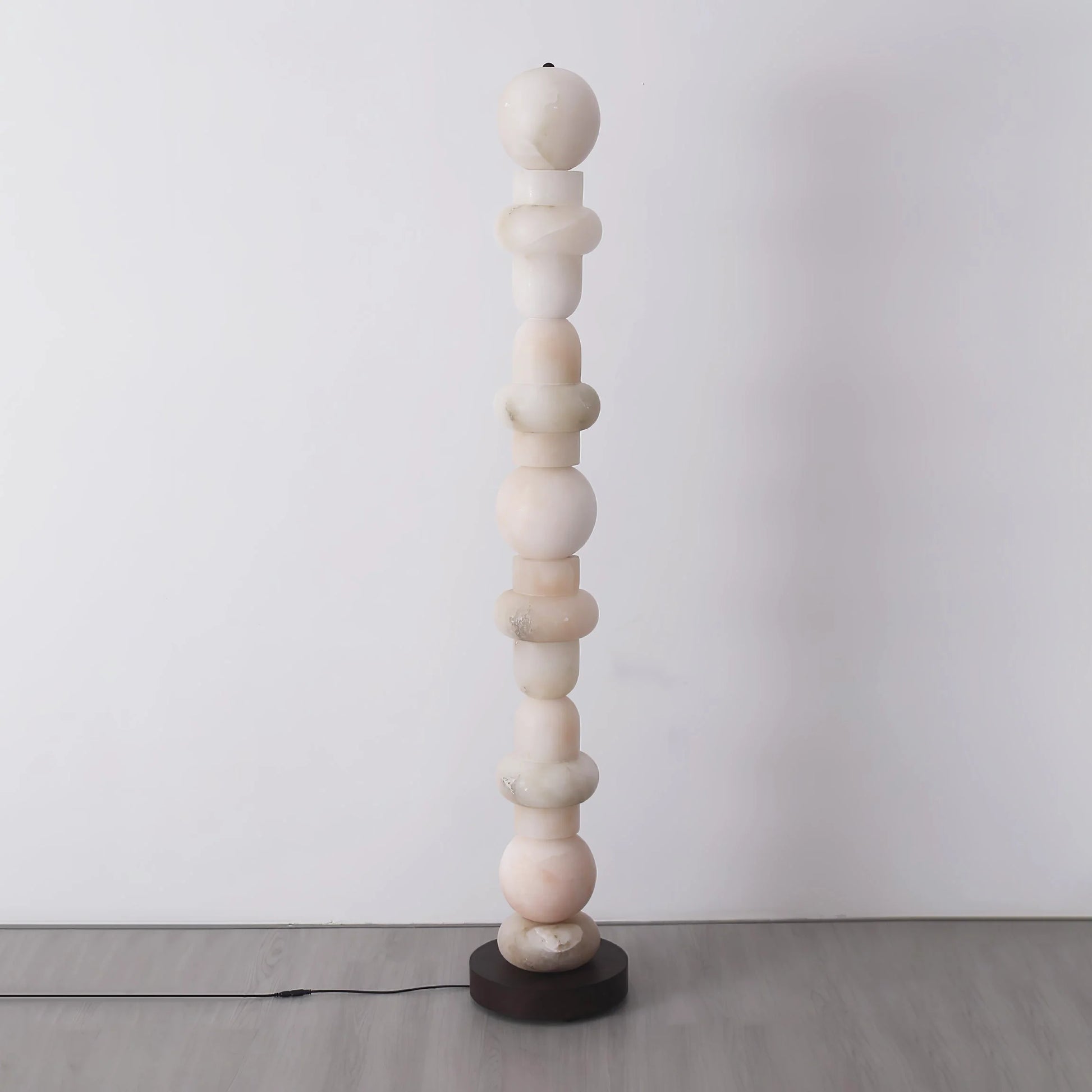 Alabaster Floor Lamp - Nuvé