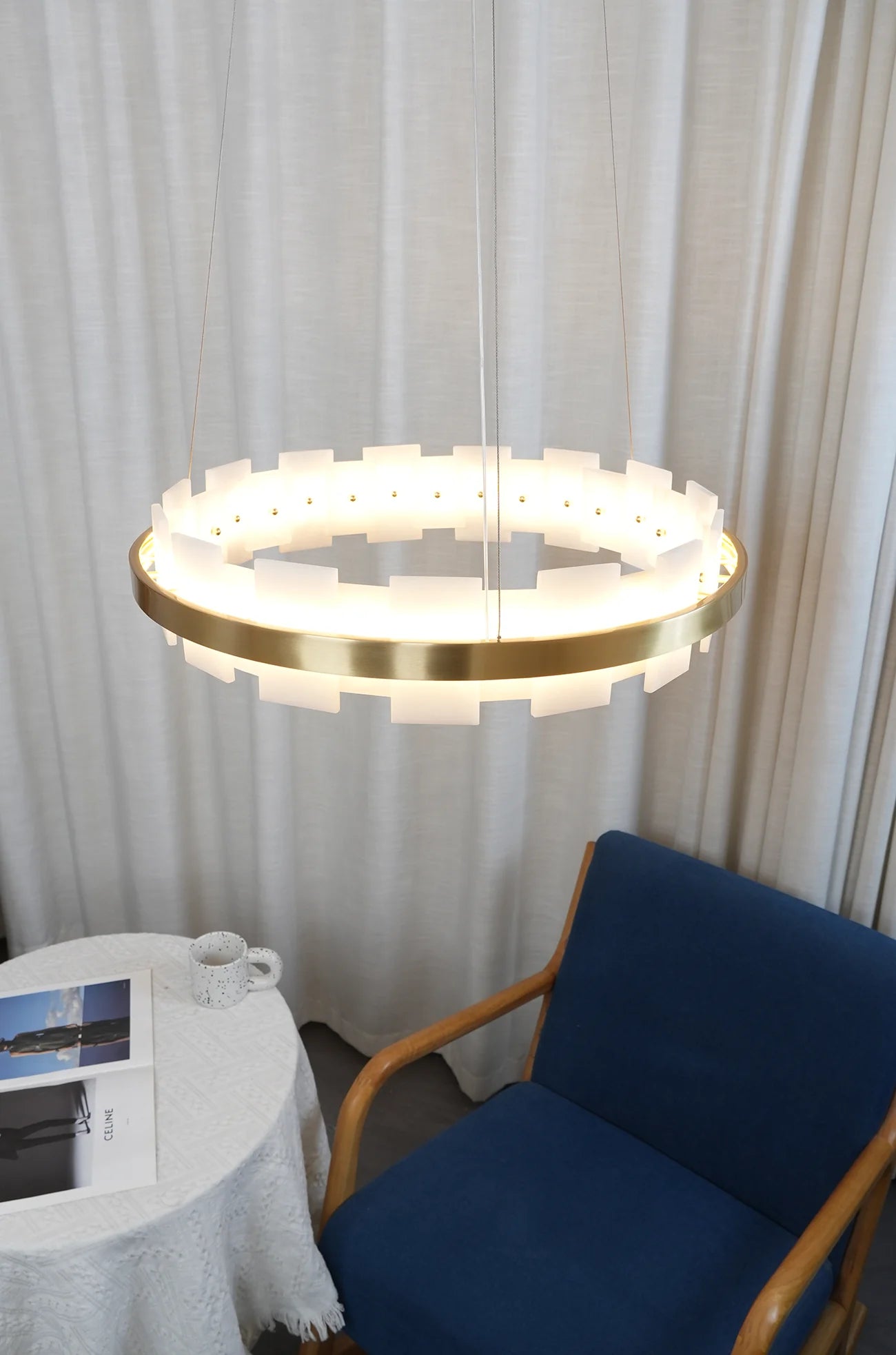 Alabaster Halo Brass Chandelier - Nuvé
