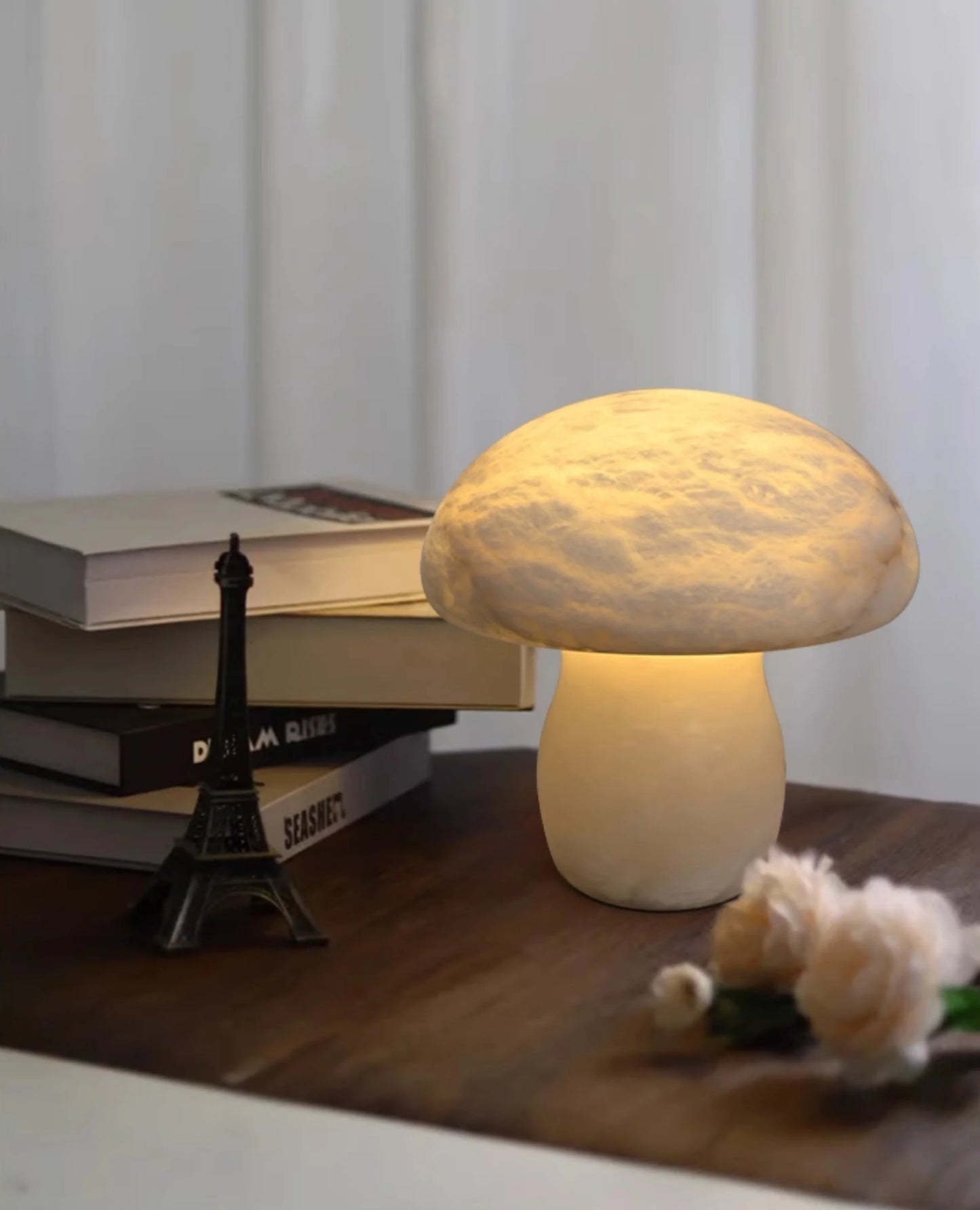 Alabaster Mushroom Table Lamp - Nuvé