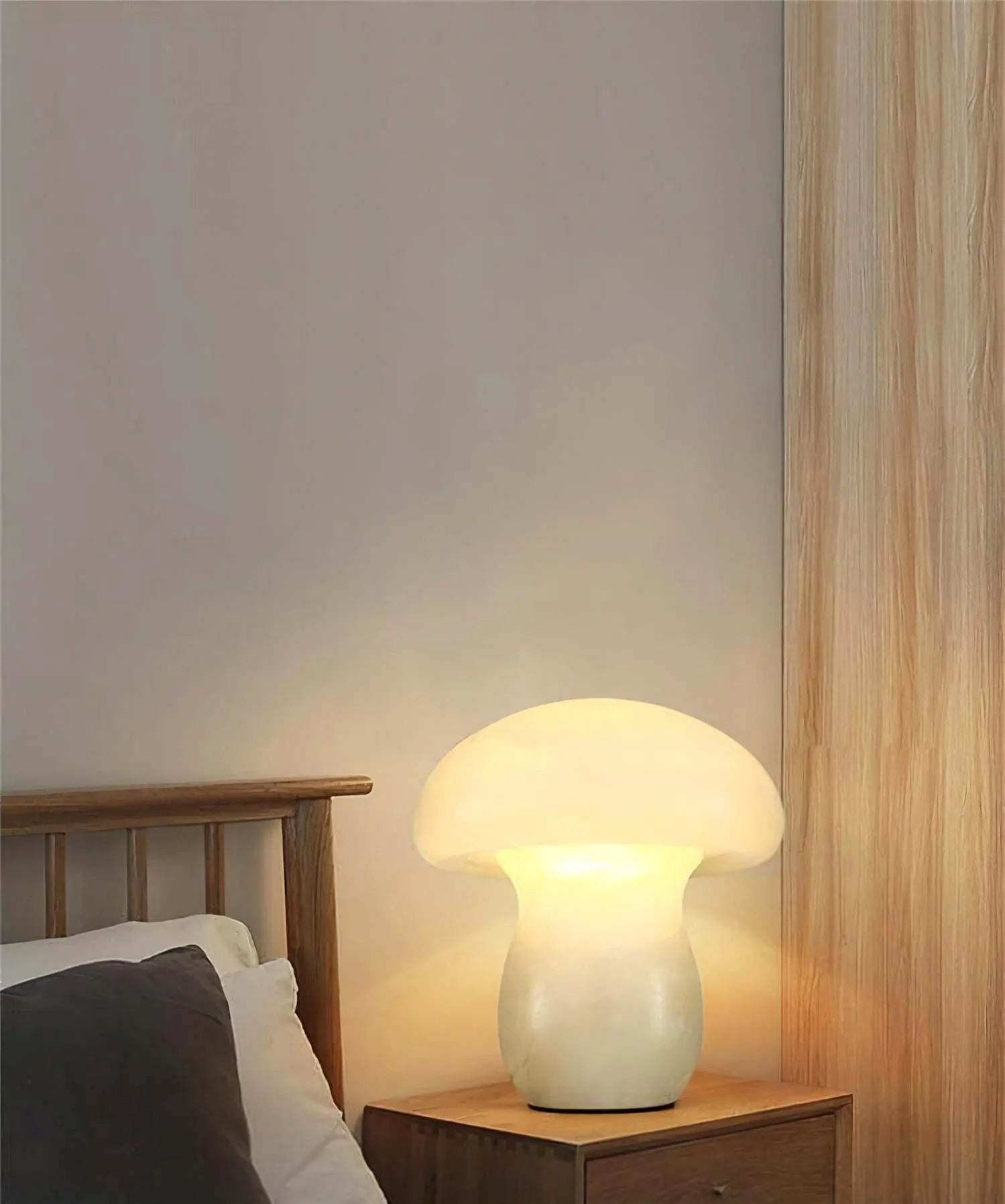 Alabaster Mushroom Table Lamp - Nuvé