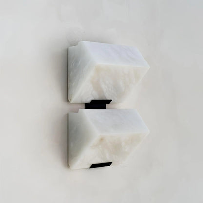 Modern Alabaster Staircase Wall Lamp - Nuvé