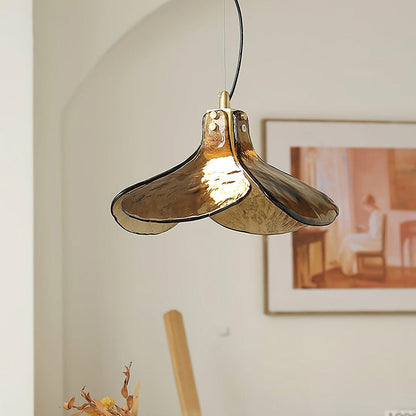 Amber Petal Glass Pendant Light - Nuvé