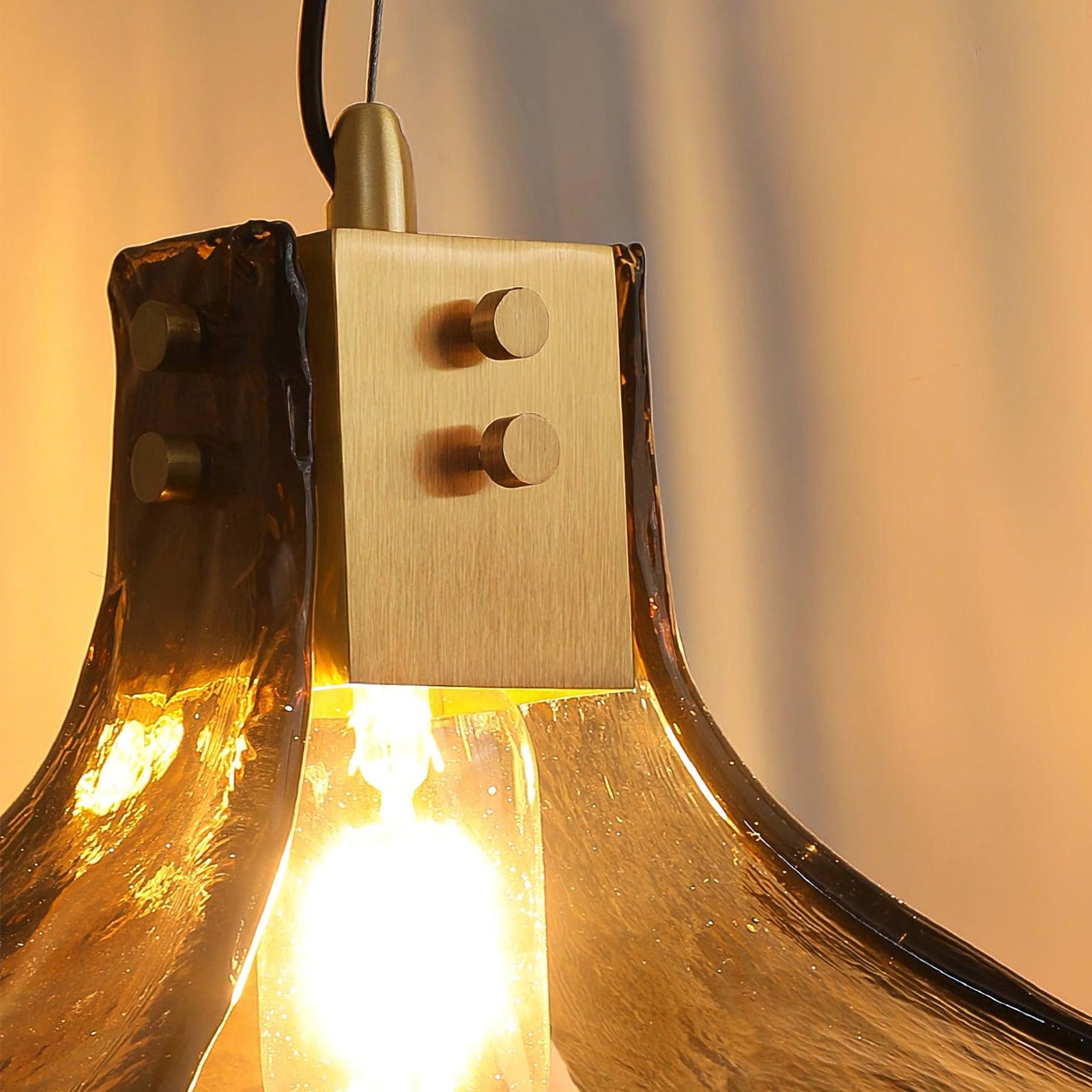 Amber Petal Glass Pendant Light - Nuvé