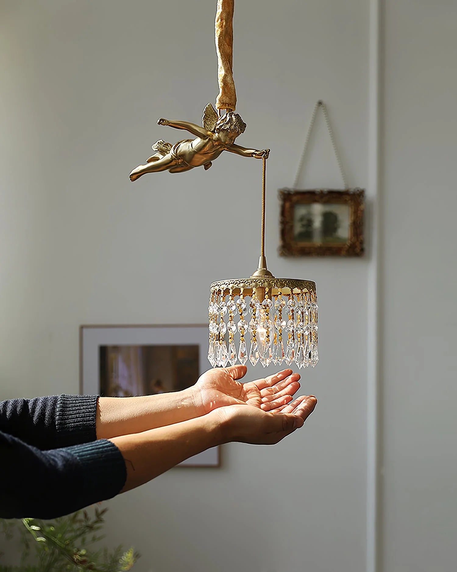Angel Pendant Light - Nuvé