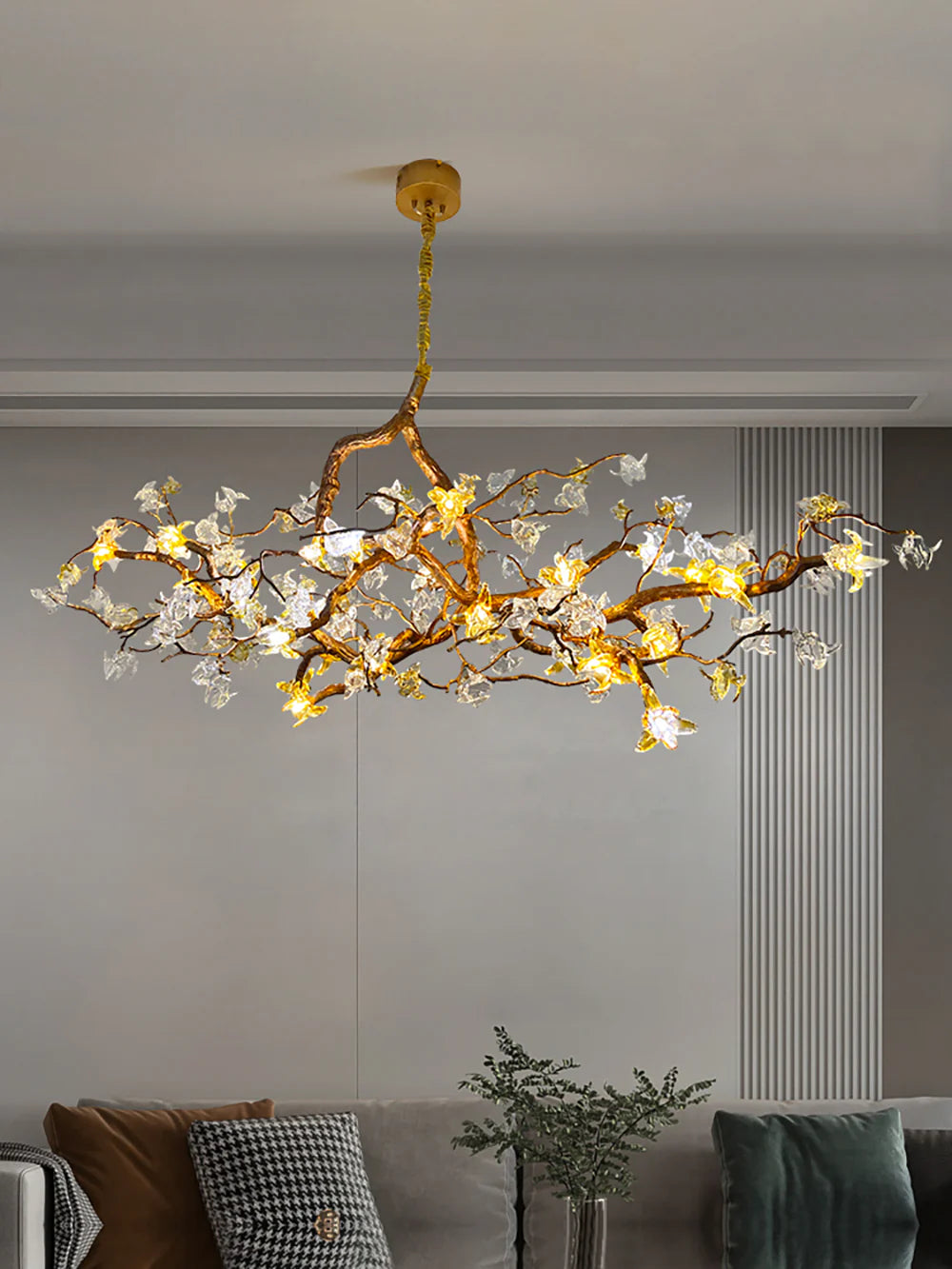 Aosta Branch Glass Flower Chandelier - Nuvé