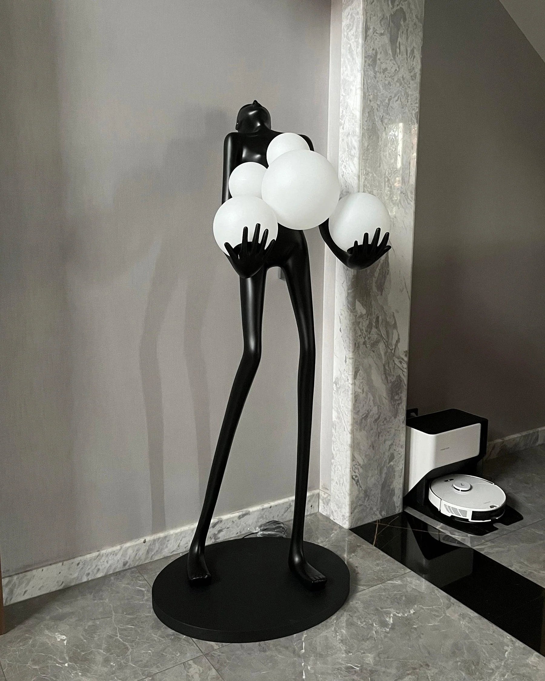 Artistic Decorative Figure Floor Lamp - Nuvé