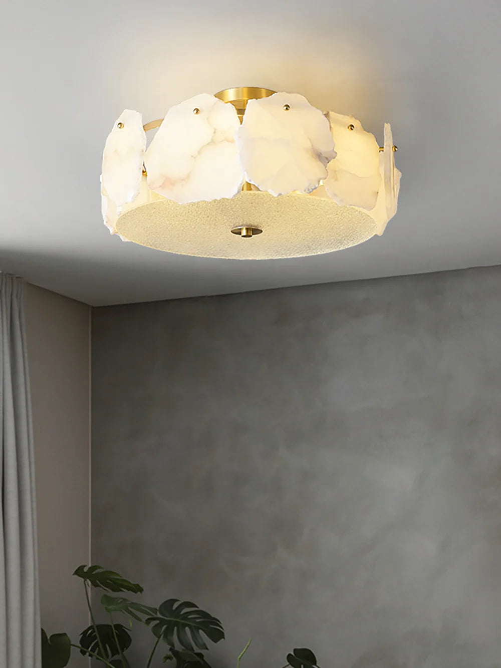 Artze Alabaster Ceiling Light - Nuvé