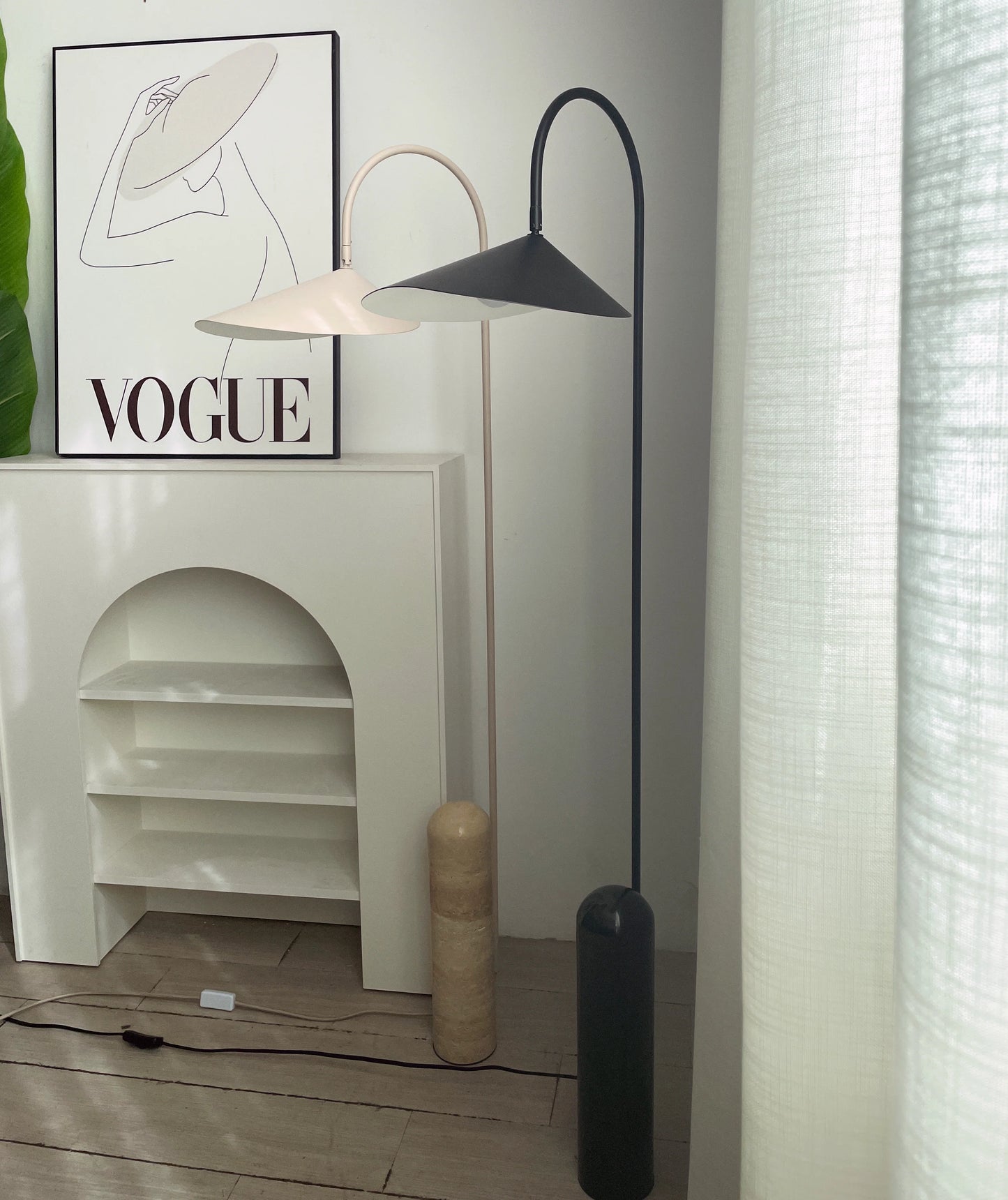 Arum Marble Floor Lamp - Nuvé