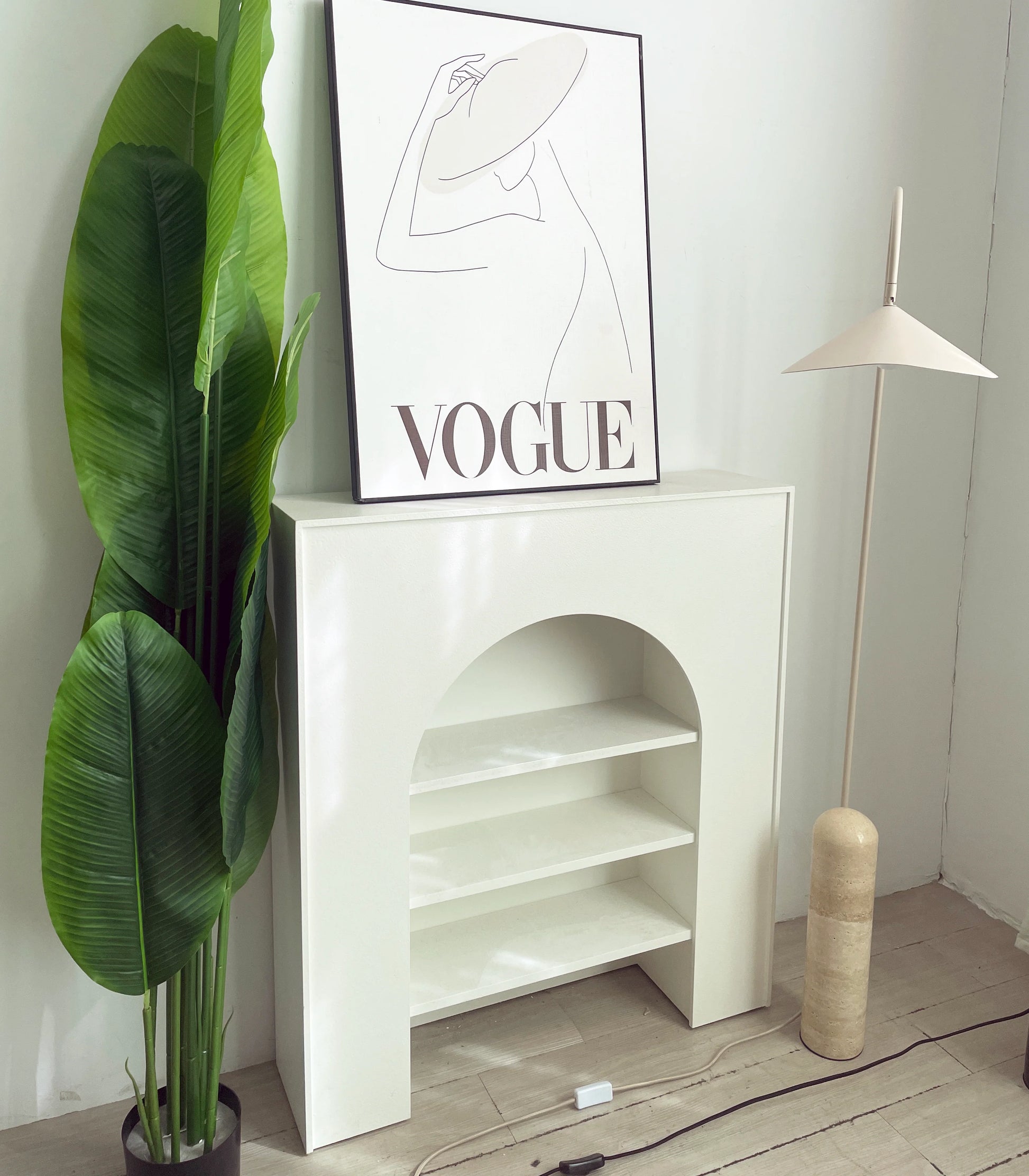 Arum Marble Floor Lamp - Nuvé