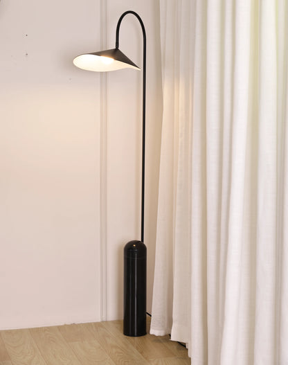 Arum Marble Floor Lamp - Nuvé
