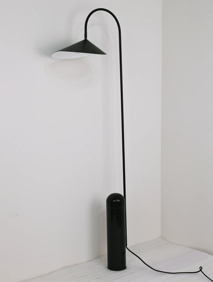 Arum Marble Floor Lamp - Nuvé
