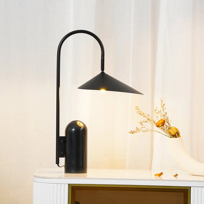 Arum Marble Table Lamp - Nuvé
