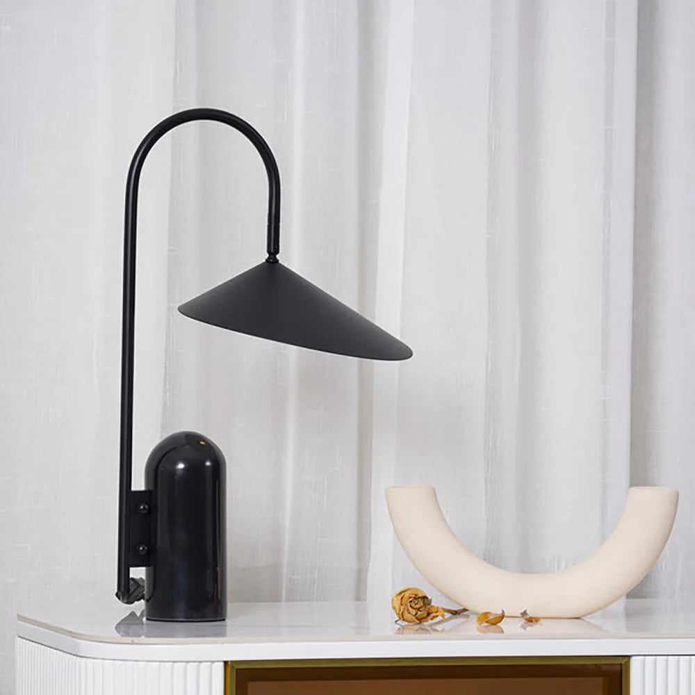 Arum Marble Table Lamp - Nuvé